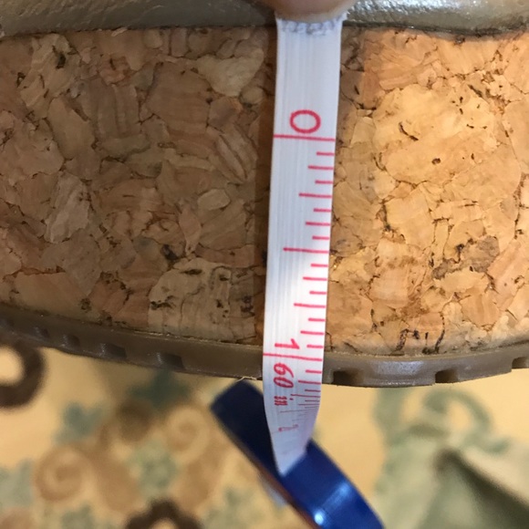 Gold Metallic platform cork sandal - Picture 5 of 6